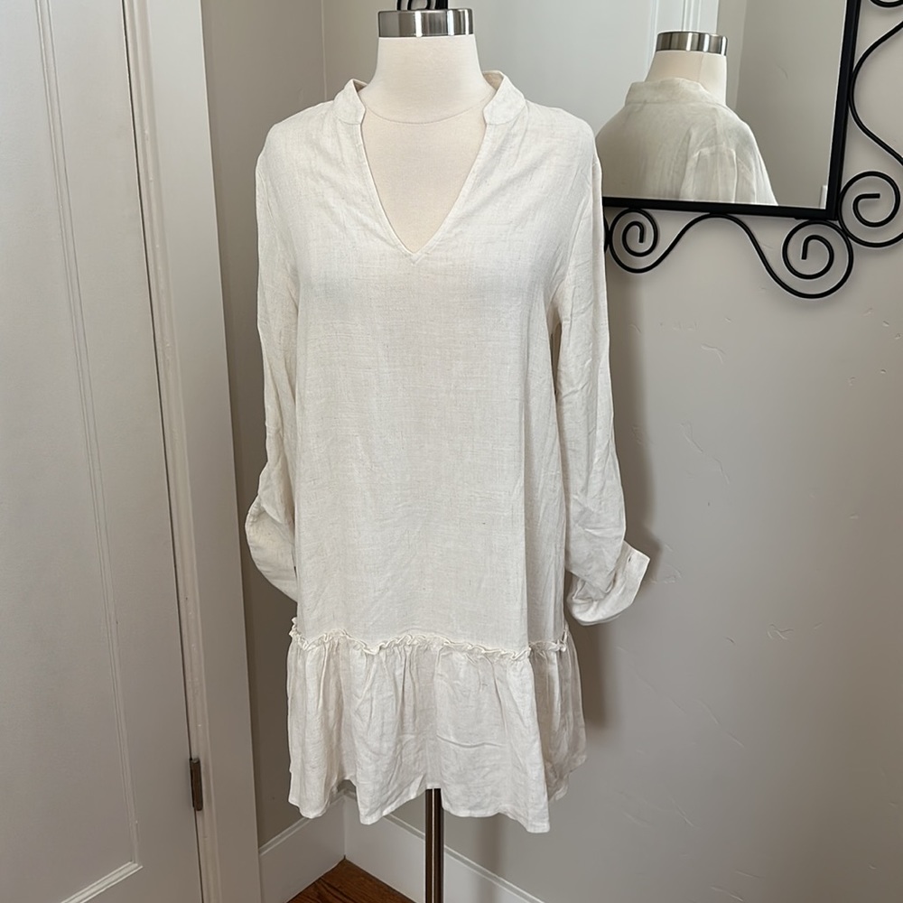 Lulus cream colored dress with adjustable sleeves